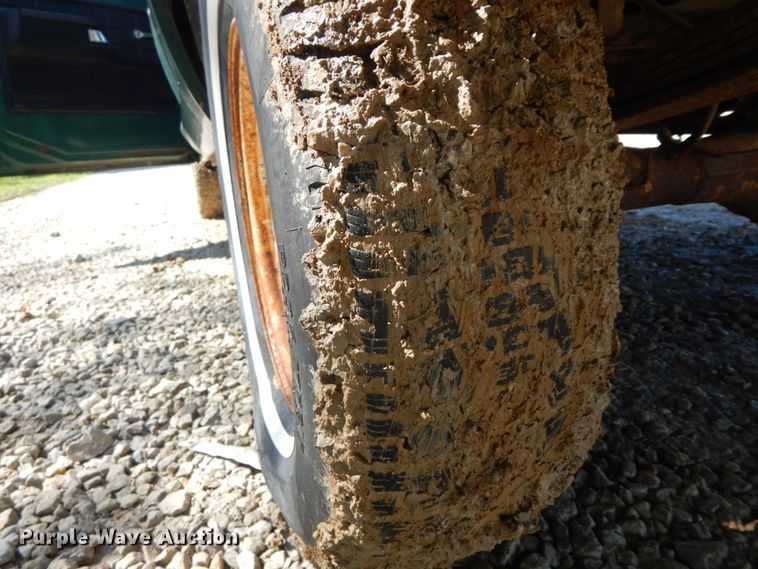 image for item IL9301 1979 Ford F150  pickup truck