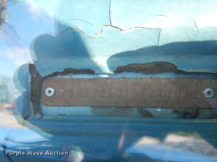 image for item IL9302 1983 Chevrolet C20 Suburban  SUV