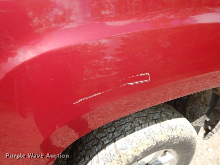 image for item IL9308 2007 GMC Sierra 1500  Crew Cab pickup truck