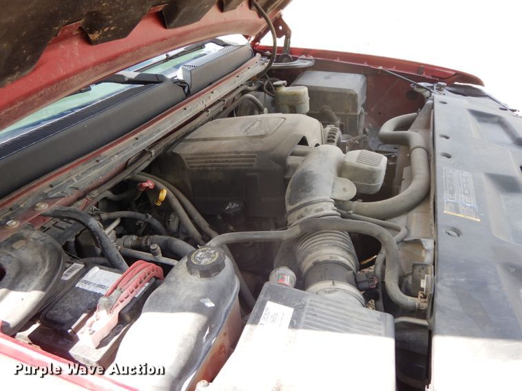 image for item IL9308 2007 GMC Sierra 1500  Crew Cab pickup truck