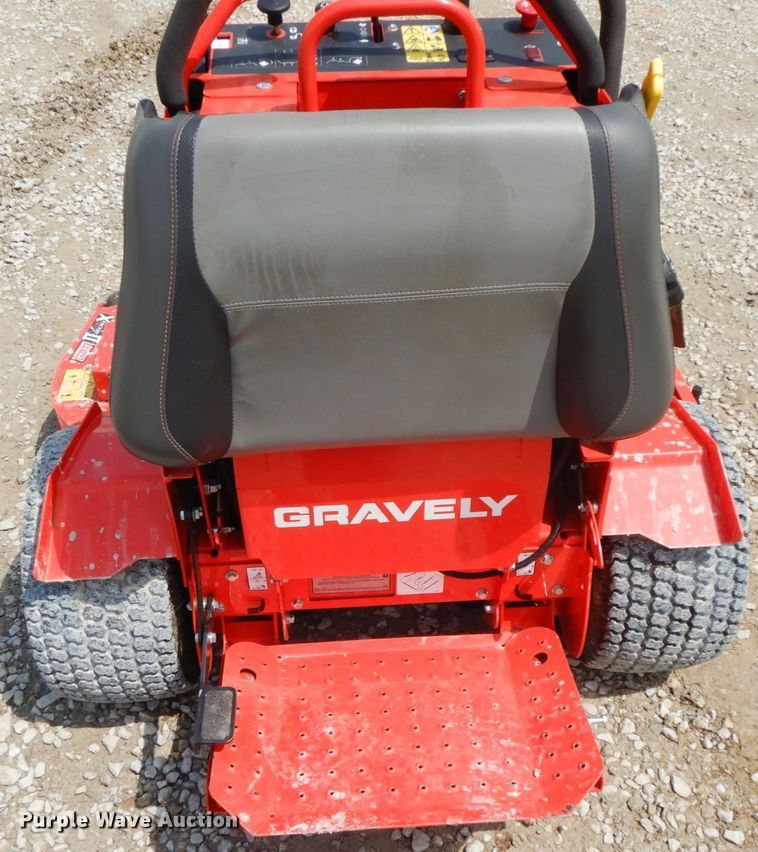 image for item IL9309 Gravely 994134  ZTR lawn mower