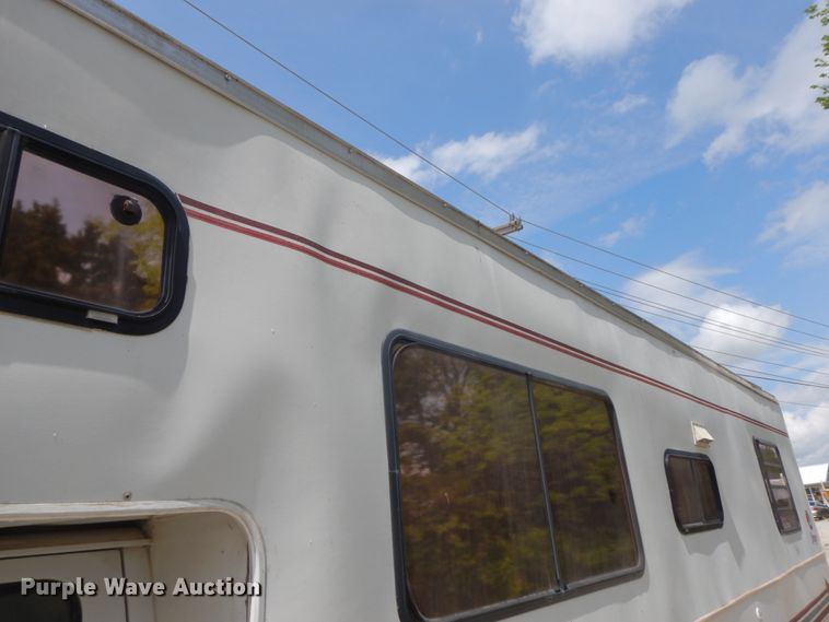 image for item IL9314 1994 Ford Econoline E350  RV