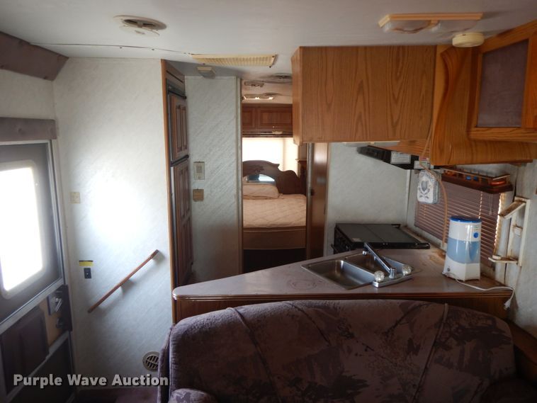 image for item IL9314 1994 Ford Econoline E350  RV