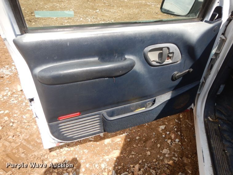 image for item IL9324 1998 GMC Sierra C1500  pickup truck