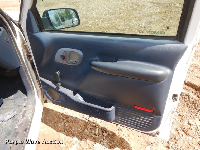 image for item IL9324 1998 GMC Sierra C1500  pickup truck