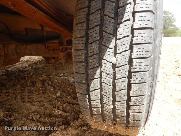 image for item IL9324 1998 GMC Sierra C1500  pickup truck