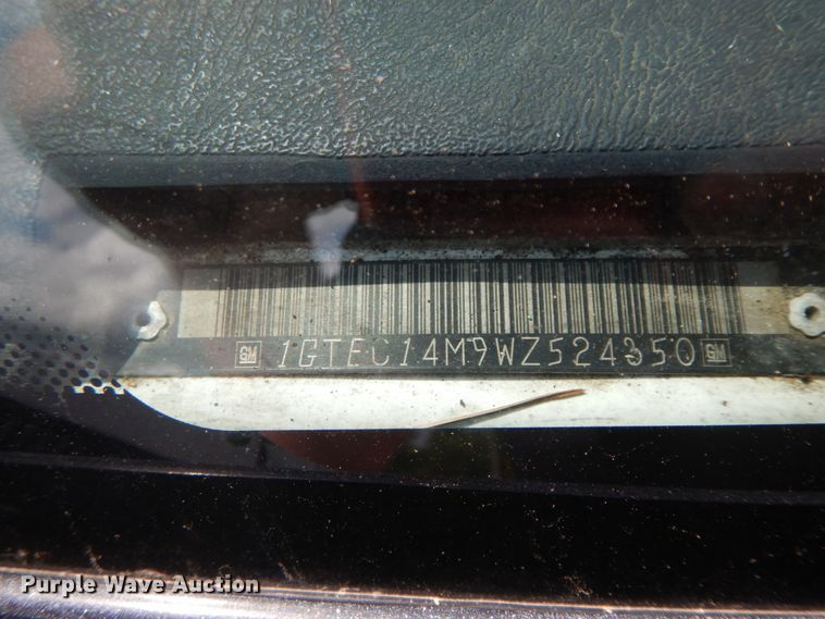 image for item IL9324 1998 GMC Sierra C1500  pickup truck