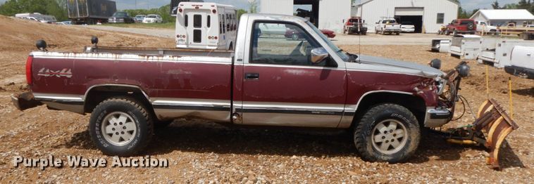 image for item IL9325 1988 GMC Sierra K1500  pickup truck