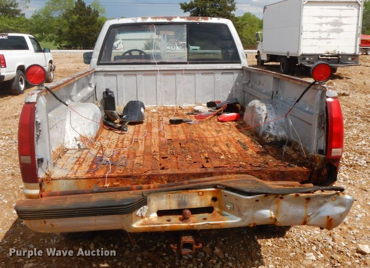 image for item IL9325 1988 GMC Sierra K1500  pickup truck