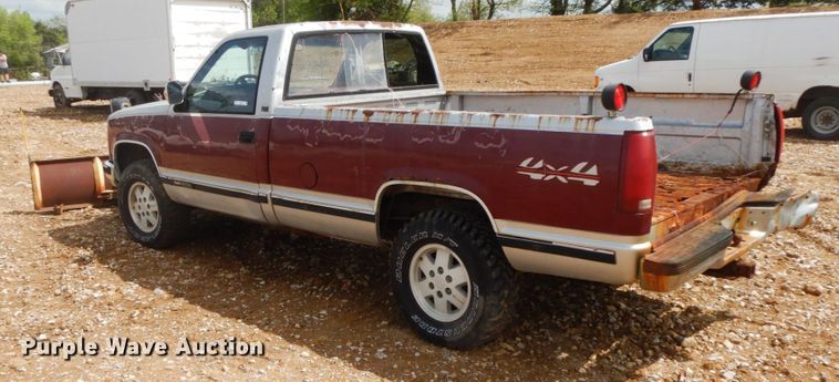 image for item IL9325 1988 GMC Sierra K1500  pickup truck