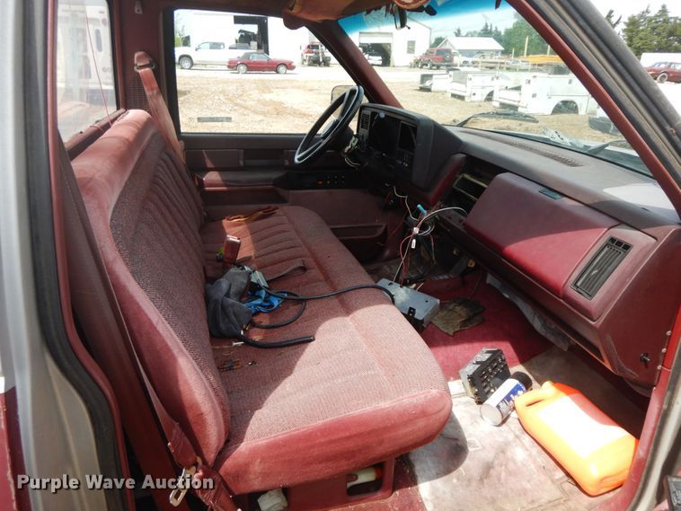 image for item IL9325 1988 GMC Sierra K1500  pickup truck