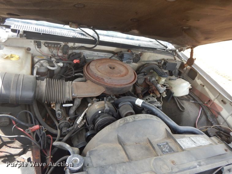 image for item IL9325 1988 GMC Sierra K1500  pickup truck