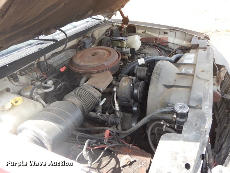 image for item IL9325 1988 GMC Sierra K1500  pickup truck