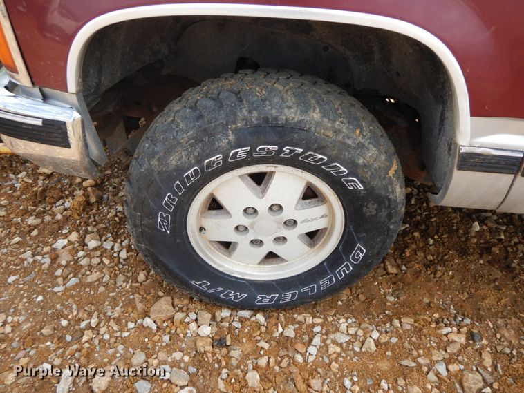 image for item IL9325 1988 GMC Sierra K1500  pickup truck