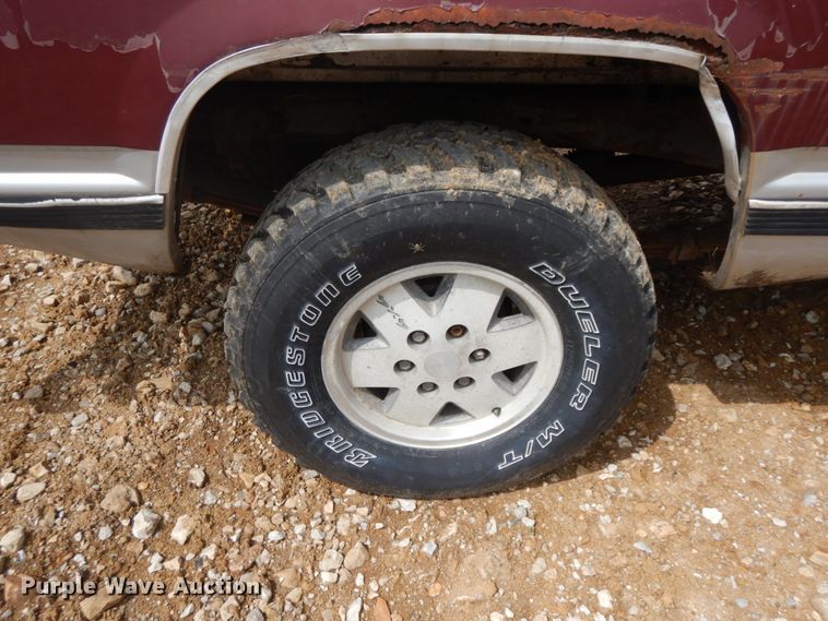 image for item IL9325 1988 GMC Sierra K1500  pickup truck