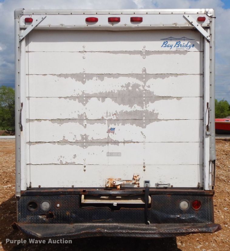 image for item IL9327 2001 Chevrolet Express G3500  box truck