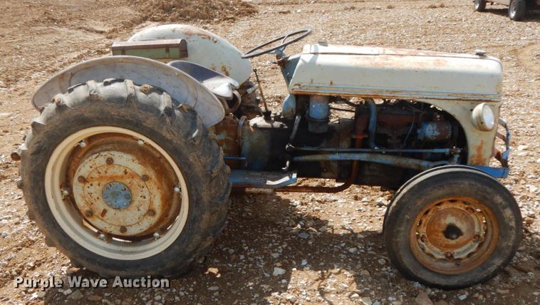 image for item IL9328 Ford 9N  tractor