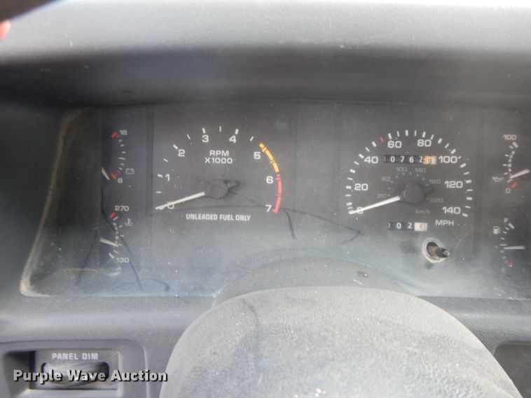 image for item IL9330 1989 Ford Mustang  convertible