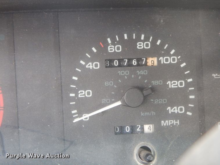 image for item IL9330 1989 Ford Mustang  convertible