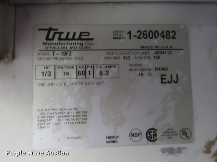 image for item IO9091 2000 Freightliner MT55  food truck