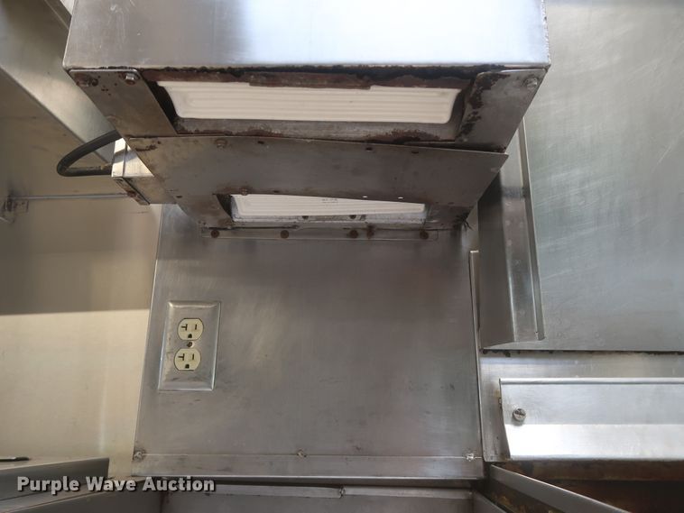 image for item IO9091 2000 Freightliner MT55  food truck