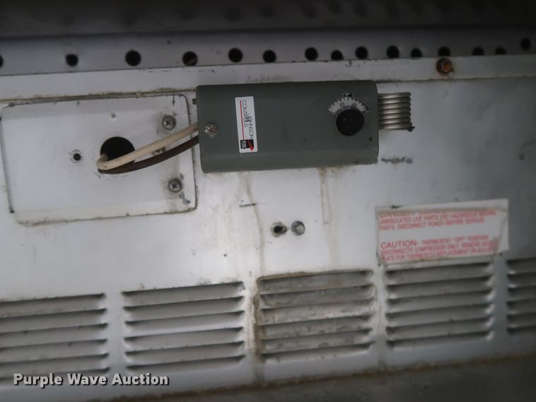 image for item IO9091 2000 Freightliner MT55  food truck