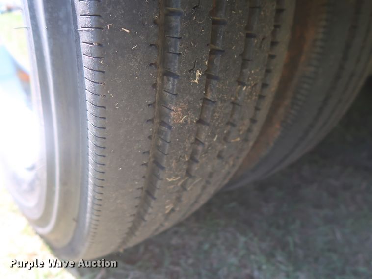 image for item IO9091 2000 Freightliner MT55  food truck