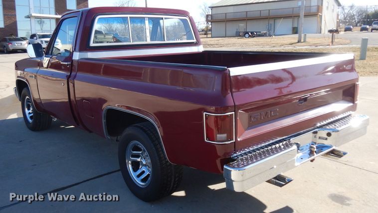 image for item IP9028 1981 GMC C1500  pickup truck