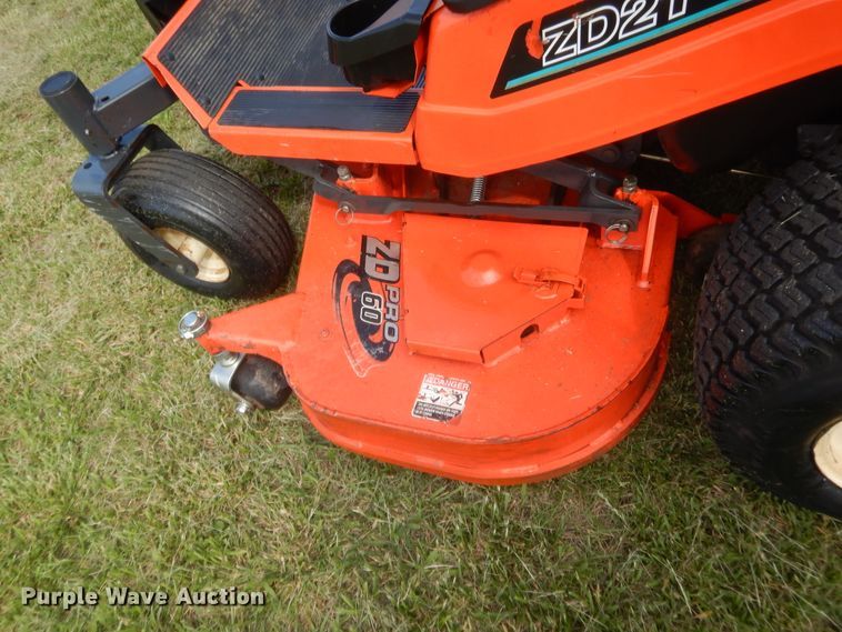 image for item IP9779 Kubota ZD21  ZTR lawn mower