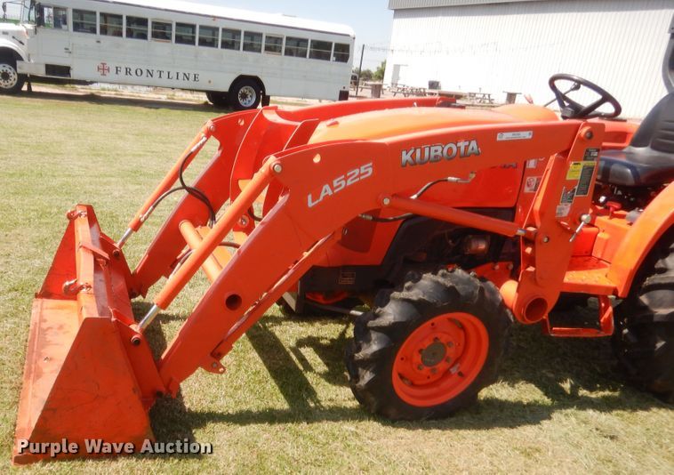 image for item IP9780 Kubota L2501D  tractor