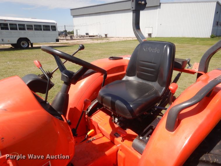 image for item IP9780 Kubota L2501D  tractor