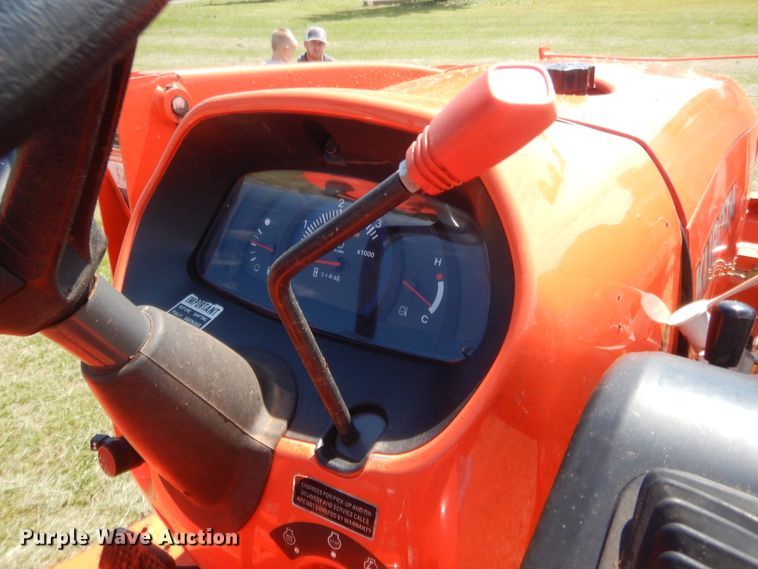 image for item IP9780 Kubota L2501D  tractor