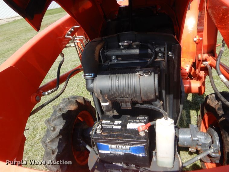 image for item IP9780 Kubota L2501D  tractor