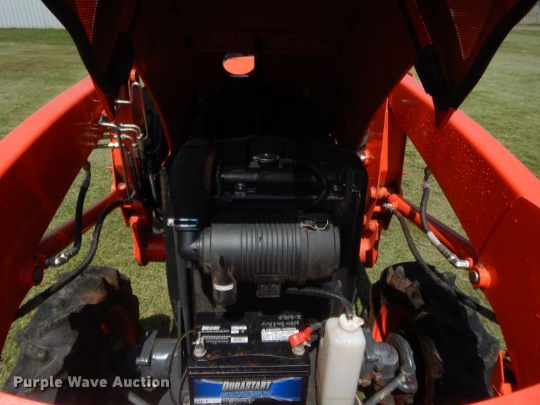 image for item IP9780 Kubota L2501D  tractor