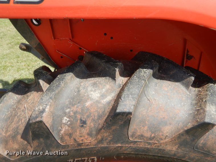 image for item IP9780 Kubota L2501D  tractor