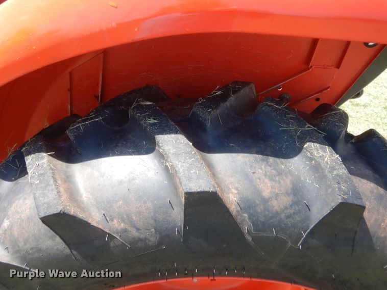 image for item IP9780 Kubota L2501D  tractor