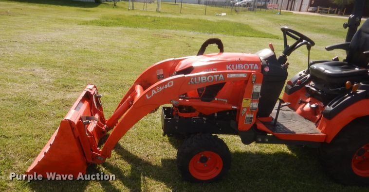 image for item IP9785 Kubota BX23S  MFWD tractor