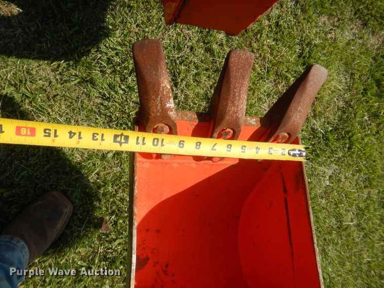 image for item IP9785 Kubota BX23S  MFWD tractor