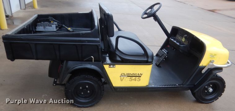 image for item IP9843 Cushman VC545  golf cart