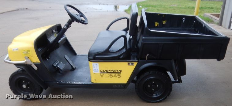 image for item IP9843 Cushman VC545  golf cart