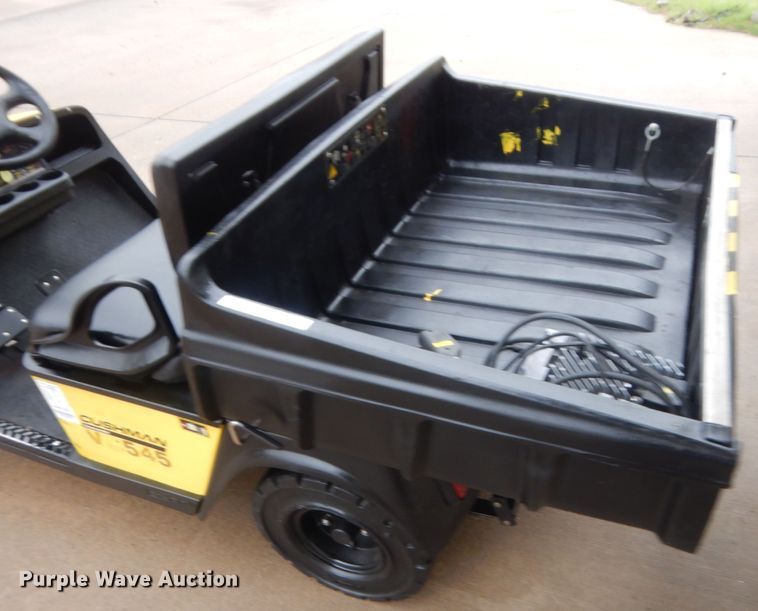 image for item IP9843 Cushman VC545  golf cart