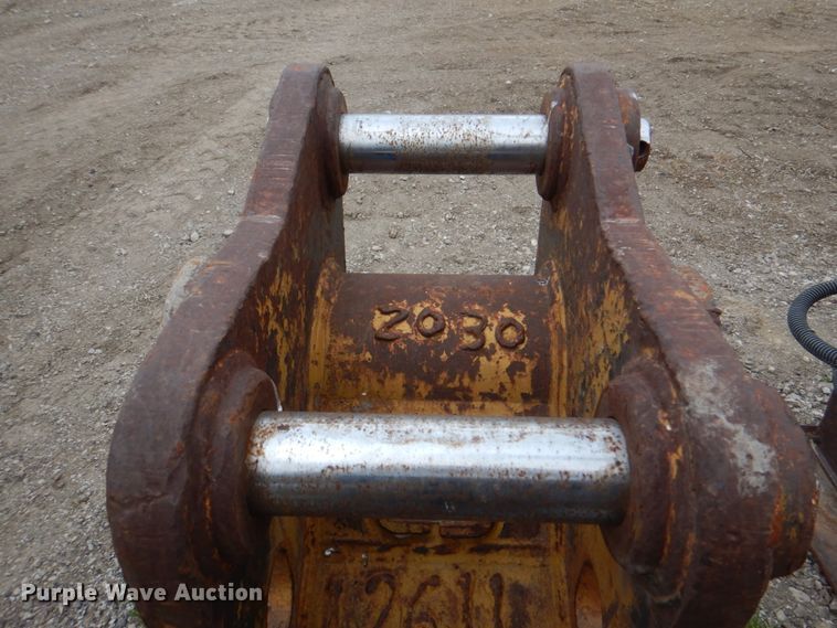 image for item IQ9388 Holt 24"W excavator bucket