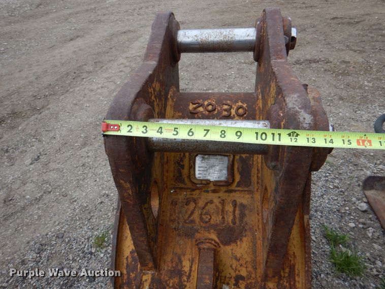 image for item IQ9388 Holt 24"W excavator bucket