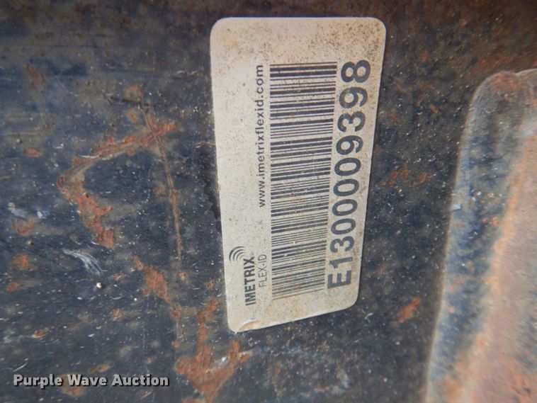 image for item IQ9392 (2) CP excavator buckets