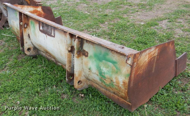 image for item IQ9399 84"W bucket