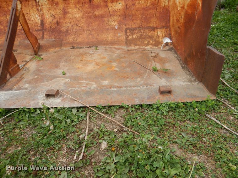 image for item IQ9399 84"W bucket