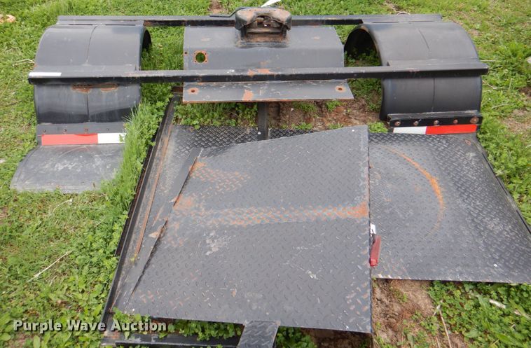 image for item IQ9403 Truck fenders