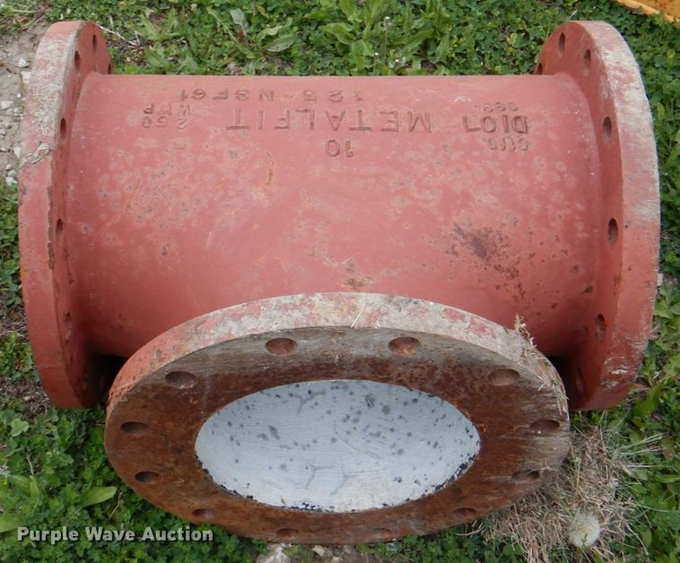 image for item IQ9405 10" case pipe connectors