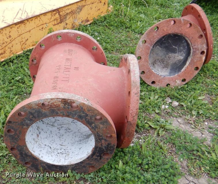 image for item IQ9405 10" case pipe connectors