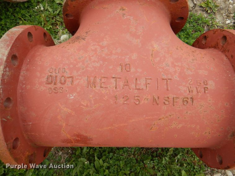 image for item IQ9405 10" case pipe connectors